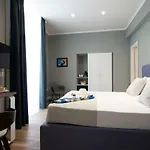 Dante Maison De Prestige 4* Nápoles