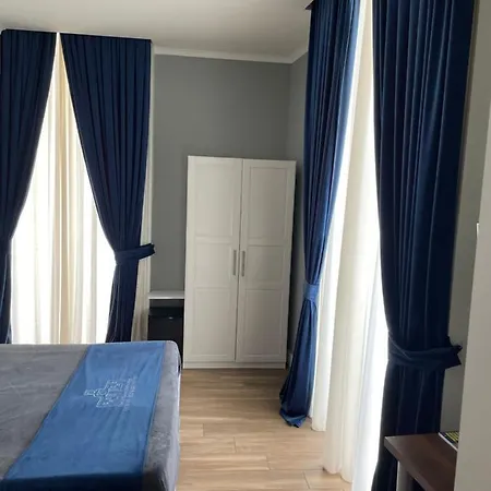 Bed & Breakfast Dante Maison De Prestige 3*