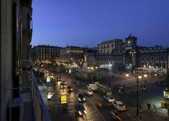 Dante Maison De Prestige 4* Неаполь