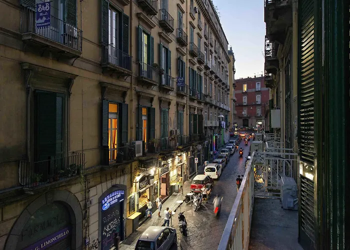 Dante Maison De Prestige 4* Неаполь