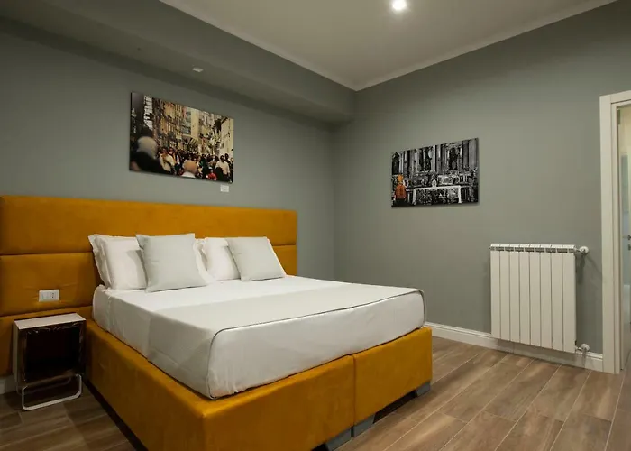 Dante Maison De Prestige Неаполь