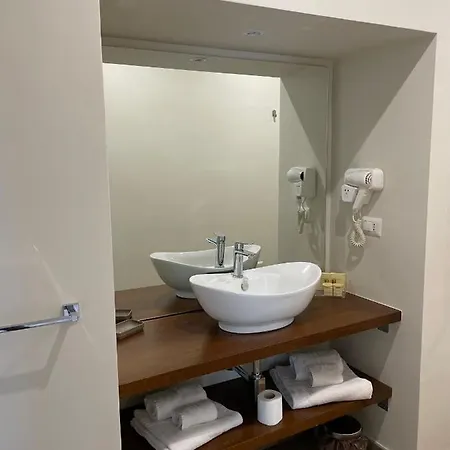 Dante Maison De Prestige Nápoly